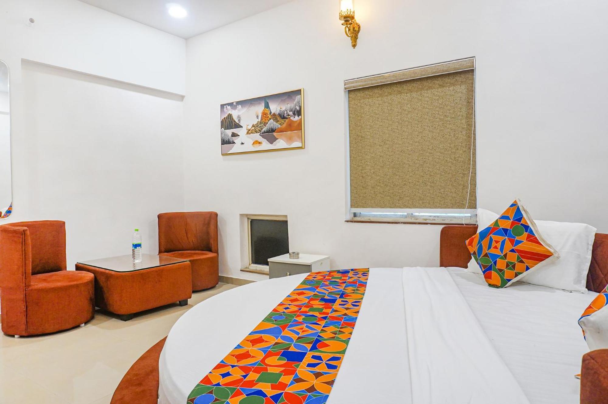 Hotel O The Leela Inn プネ エクステリア 写真