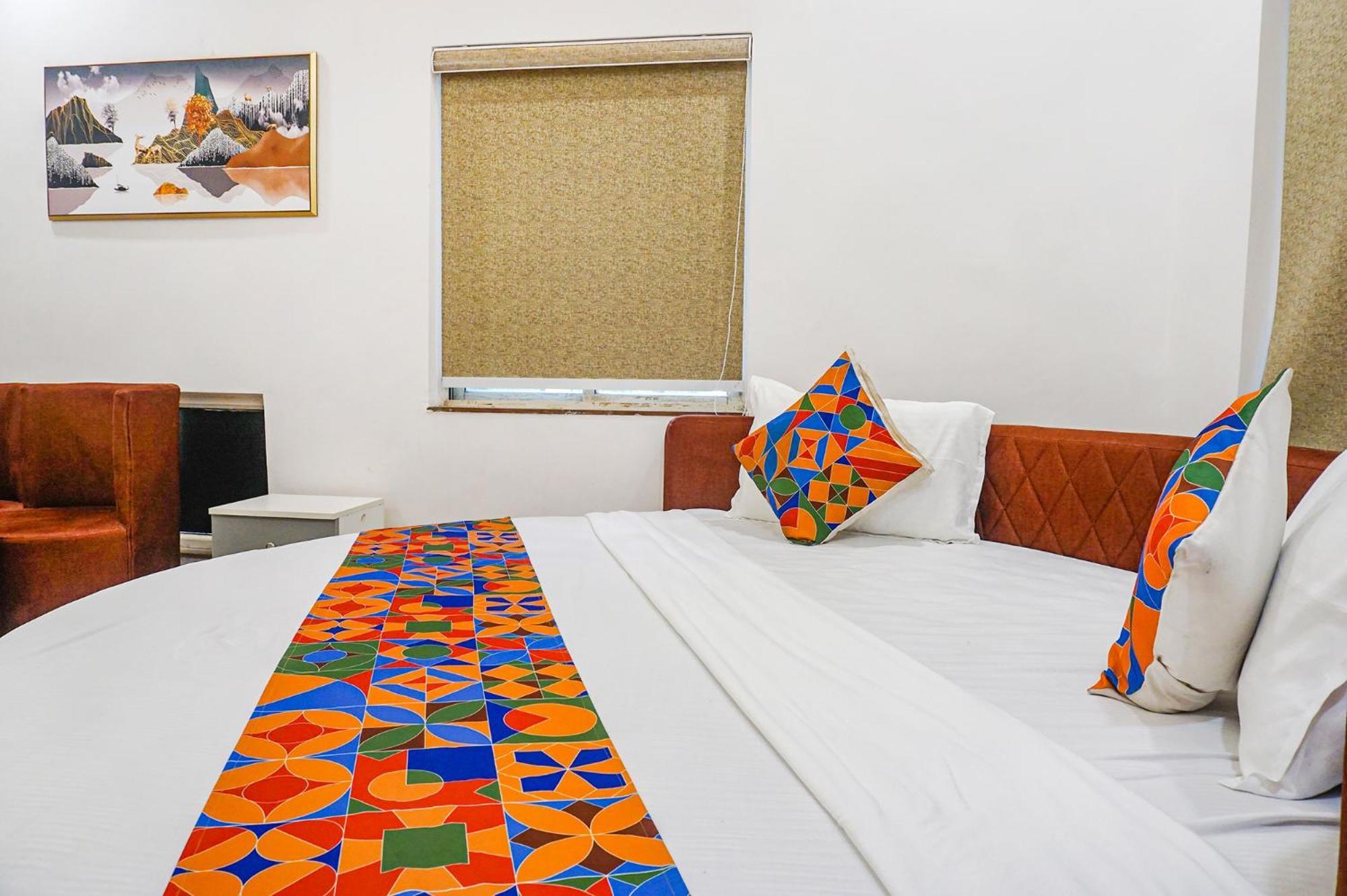 Hotel O The Leela Inn プネ エクステリア 写真