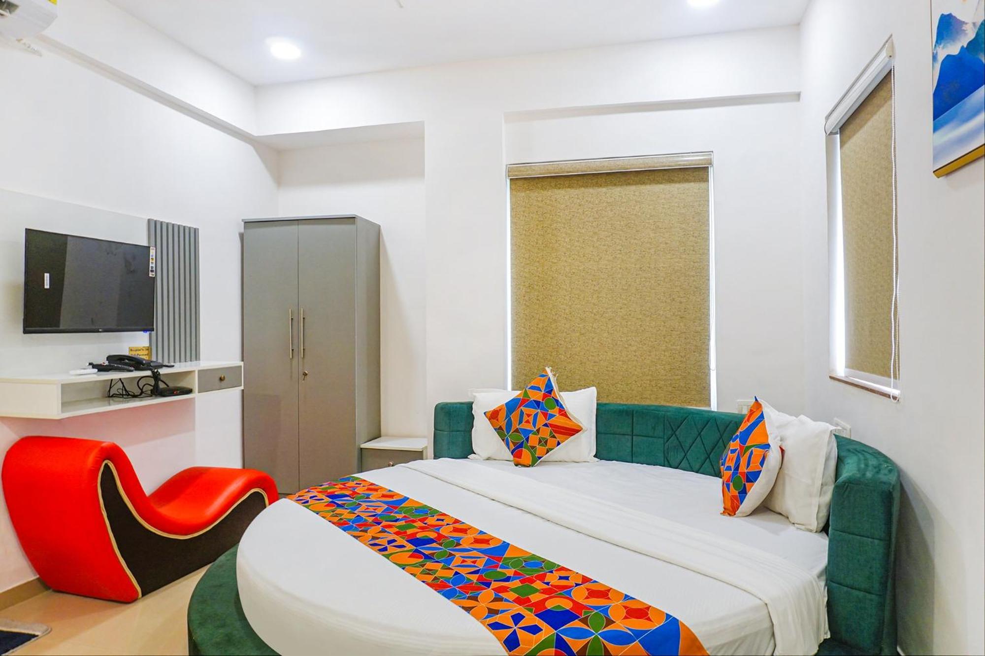 Hotel O The Leela Inn プネ エクステリア 写真