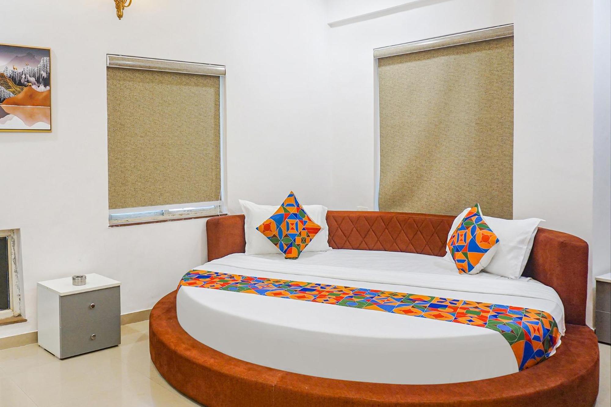 Hotel O The Leela Inn プネ エクステリア 写真
