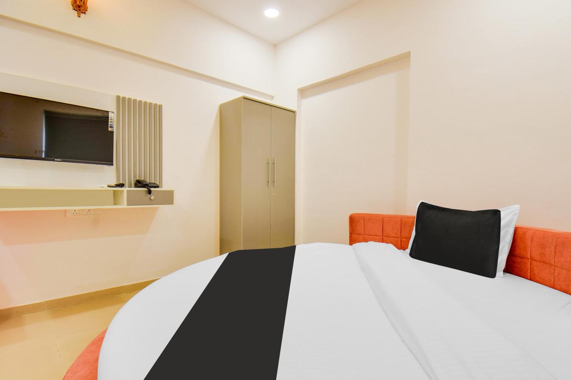 Hotel O The Leela Inn プネ エクステリア 写真